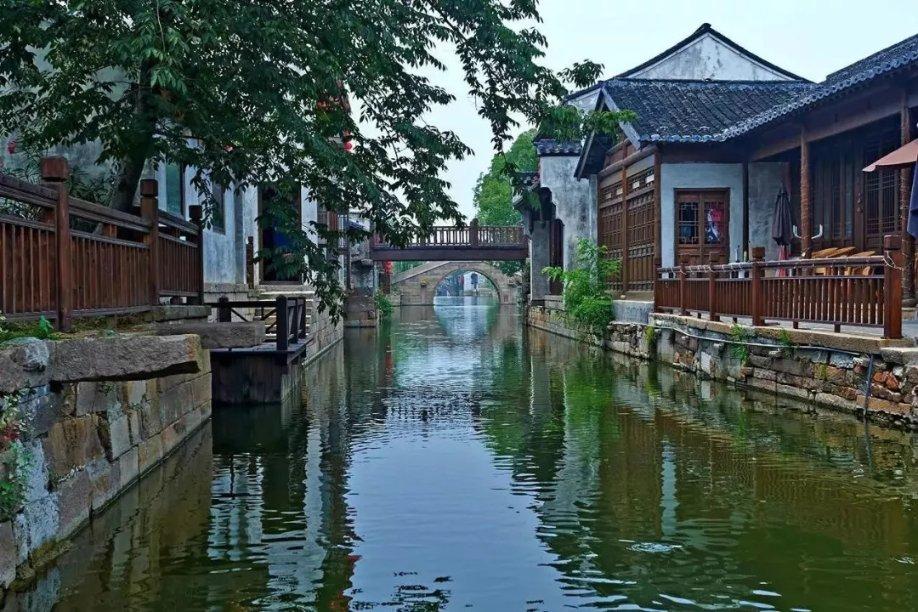 佛山陵园怎么样？墓地的收费标准是什么？